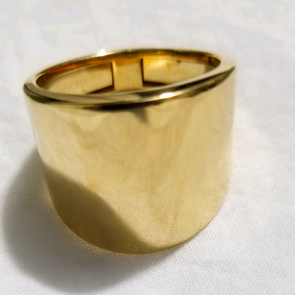 14 yellow gold ring !